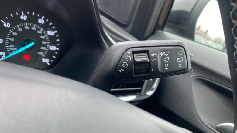 Ford Puma 1.0 EcoBoost Hybrid mHEV Titanium Design 5dr Petrol Hatchback